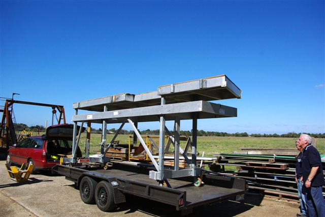 1304-scaffoldingunload1.jpg